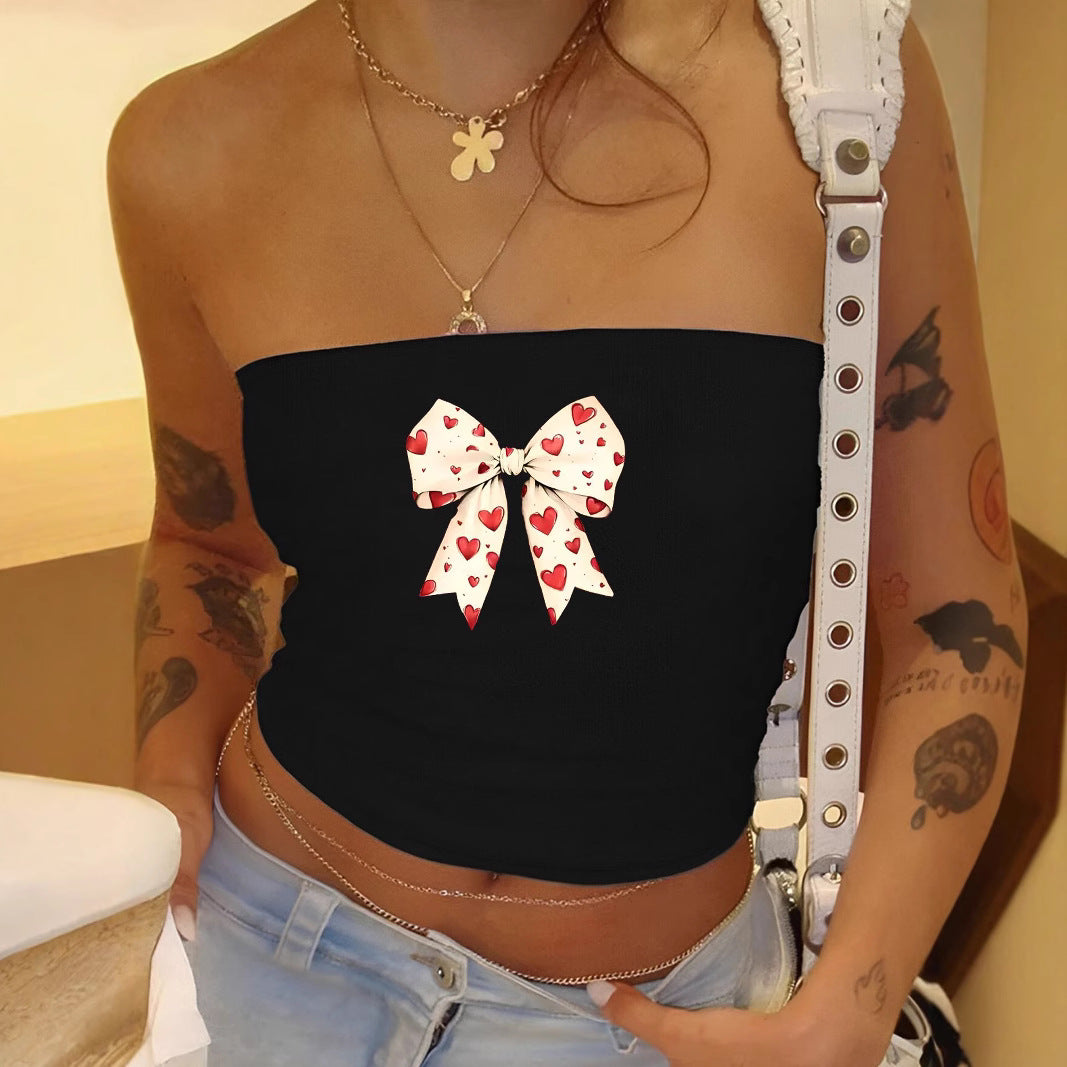 Damernas bandeau-top med romantiskt hjärtmotiv och rosetttryck Mirla-Eva Jonsson