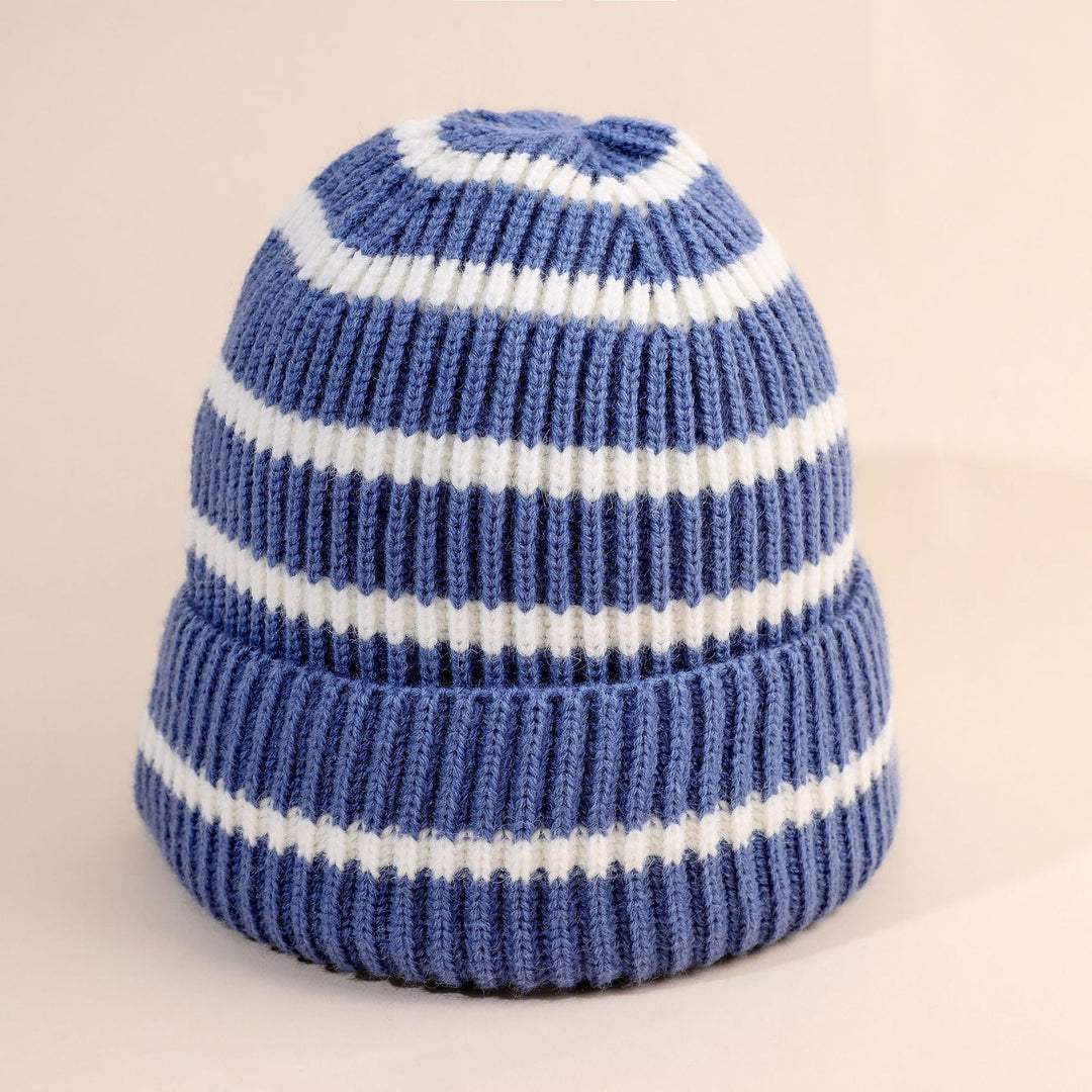 Damernas beanie-hatt med randig design och mjukt innerfoder Mirla-Eva Jonsson