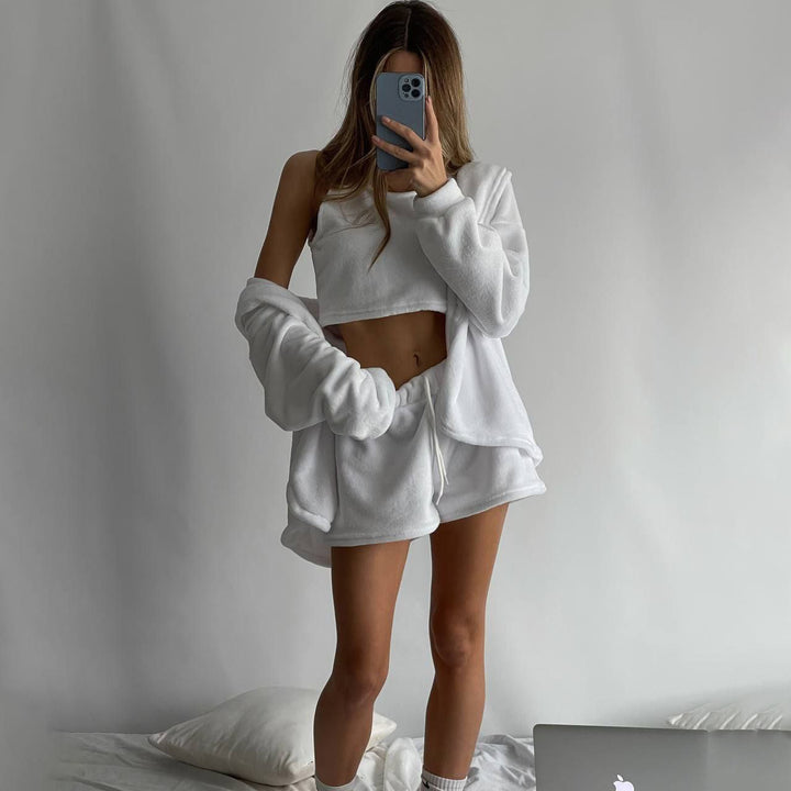 Damernas bekväma fleece-cropjacka och short-set Mirla-Eva Jonsson