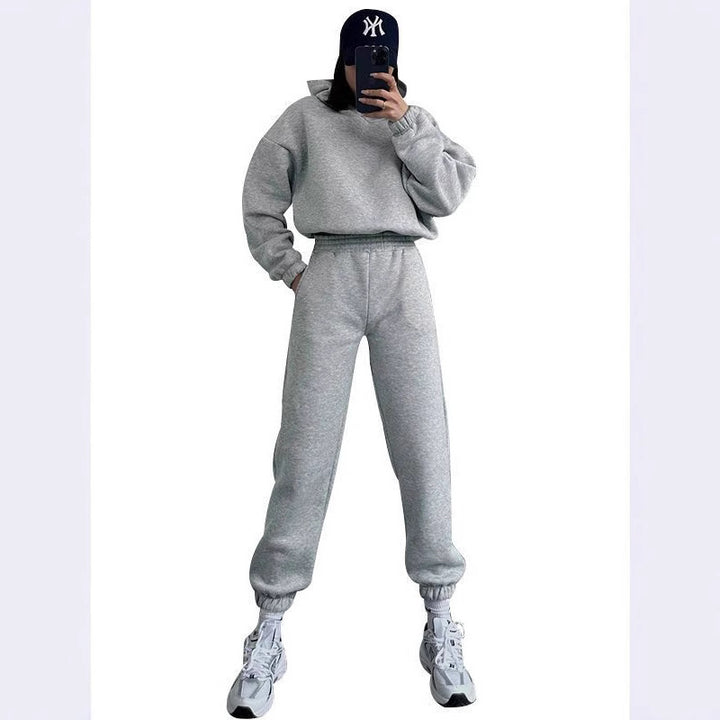 Damernas bekväma hoodie och joggingset Mirla-Eva Jonsson