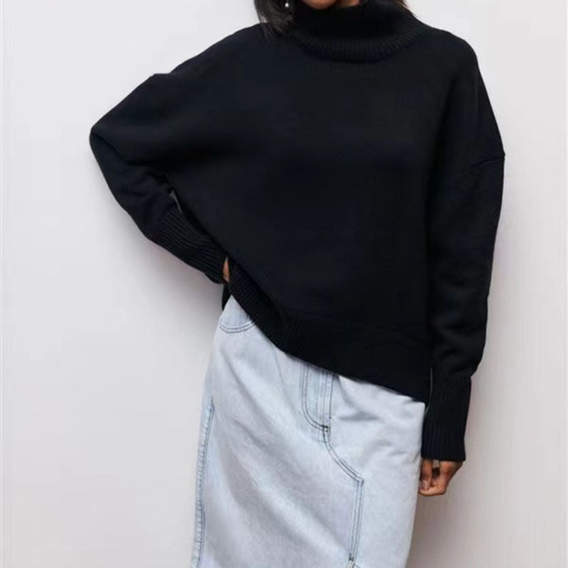Damernas bekväma polotröja med oversized passform och strukturerat material Mirla-Eva Jonsson