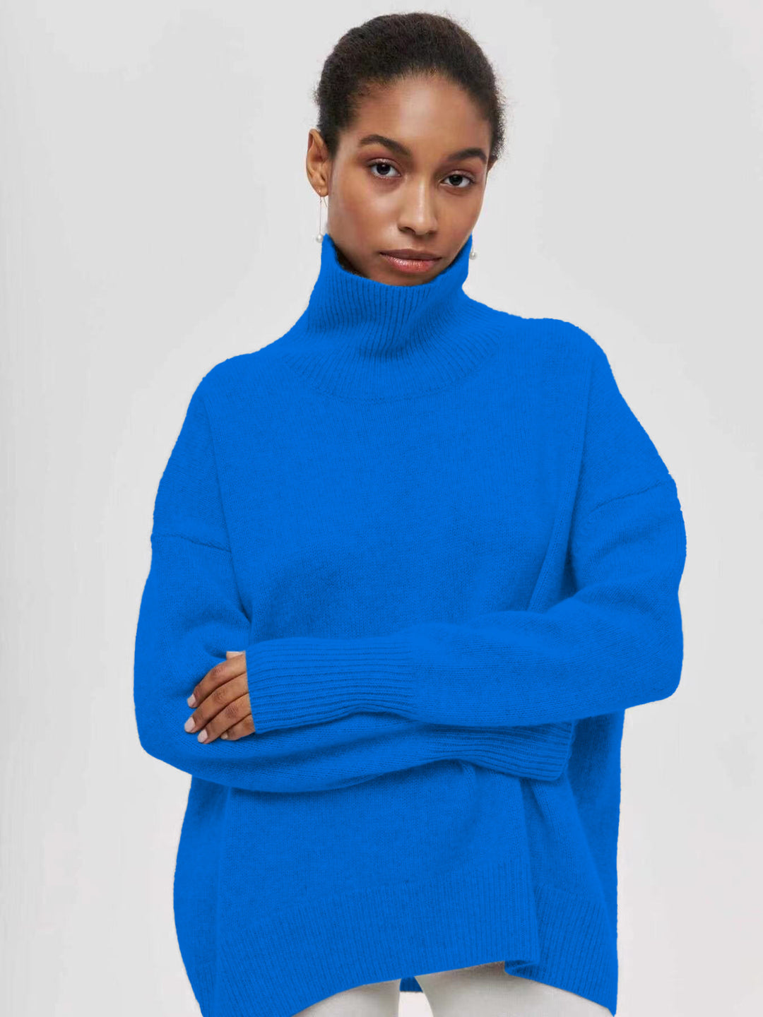 Damernas bekväma polotröja med oversized passform och strukturerat material Mirla-Eva Jonsson