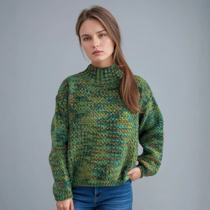 Damernas bekväma rullkragepullover med modern öppet stickdesign Mirla-Eva Jonsson