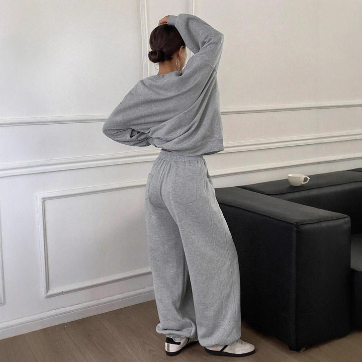 Damernas bekväma sweatshirt och joggingset Mirla-Eva Jonsson