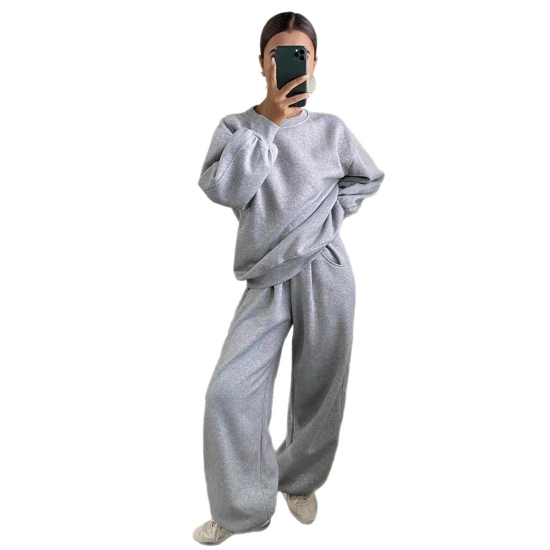 Damernas bekväma sweatshirt och joggingset Mirla-Eva Jonsson