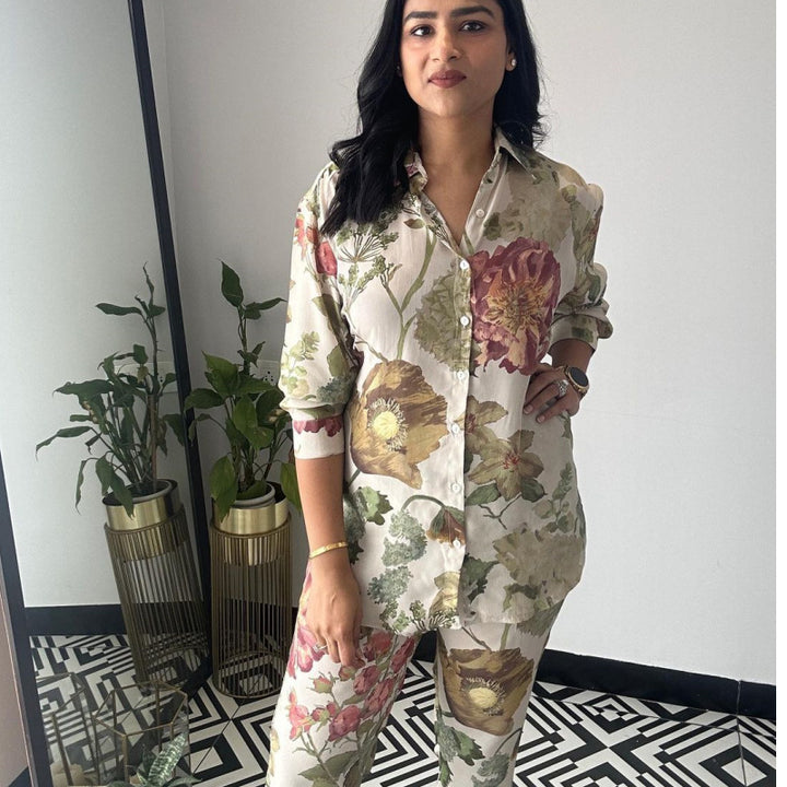 Damernas blommönster pyjamas-set Eva Jonsson-Eva Jonsson