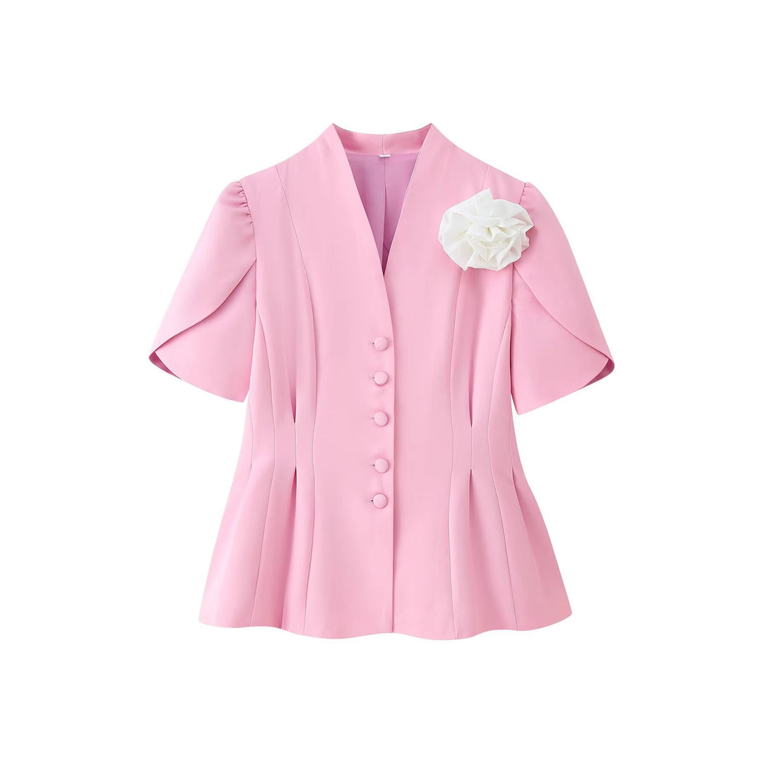 Damernas blus med elegant krage och dekorativa volanger Mirla-Eva Jonsson