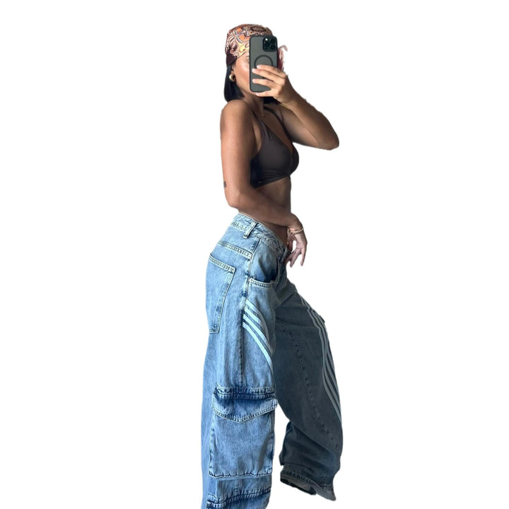 Damernas cargo-jeans i en avslappnad oversized-snitt Mirla-Eva Jonsson