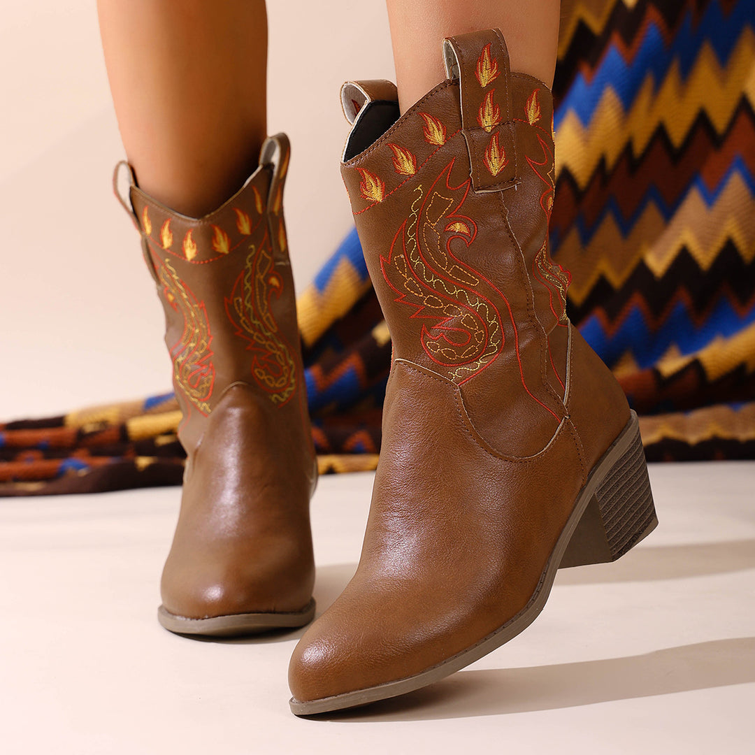 Damernas cowboystövlar med färgglad broderi Mirla-Eva Jonsson