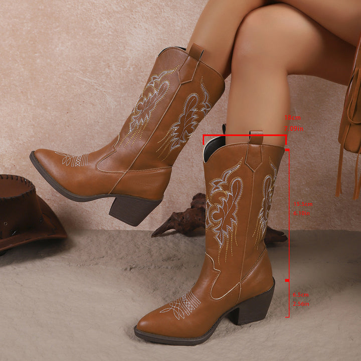 Damernas cowboystövlar med konstfull broderidesign Mirla-Eva Jonsson