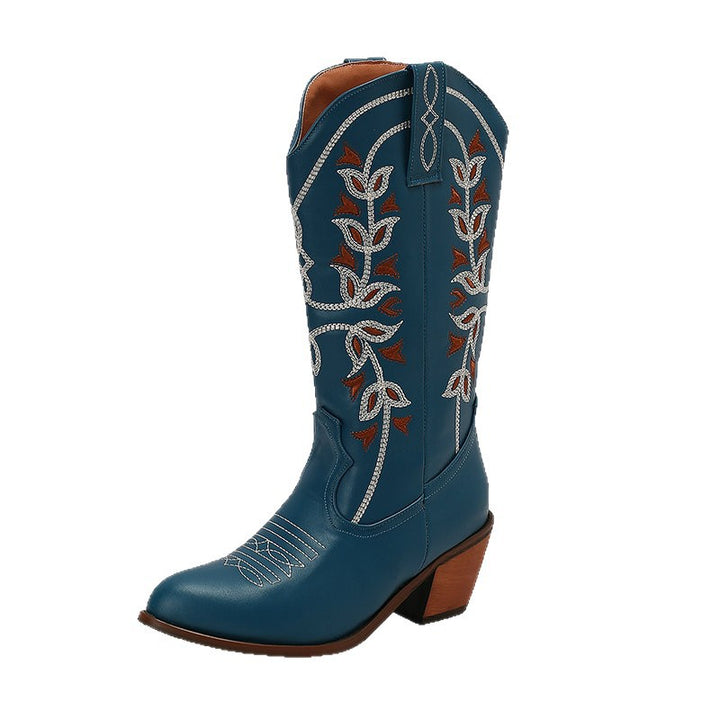 Damernas cowboystövlar med konstfulla broderier och elegant blockklack Mirla-Eva Jonsson