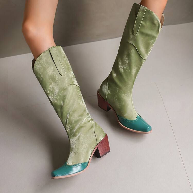 Damernas cowboystövlar med modern design och värdefulla detaljer Mirla-Eva Jonsson