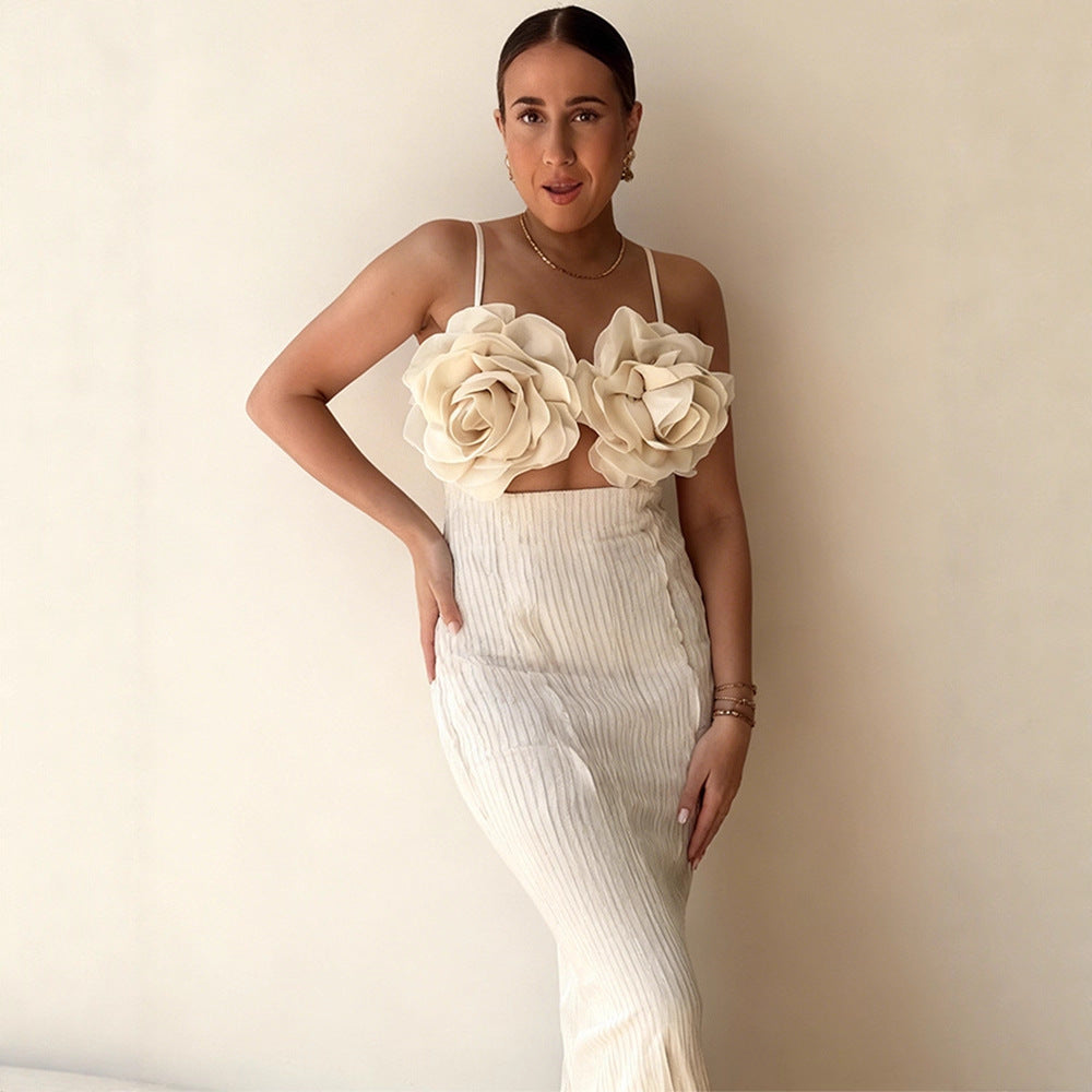 Damernas crop top med blommig 3D-blomapplikationer och elegant snitt Mirla-Eva Jonsson