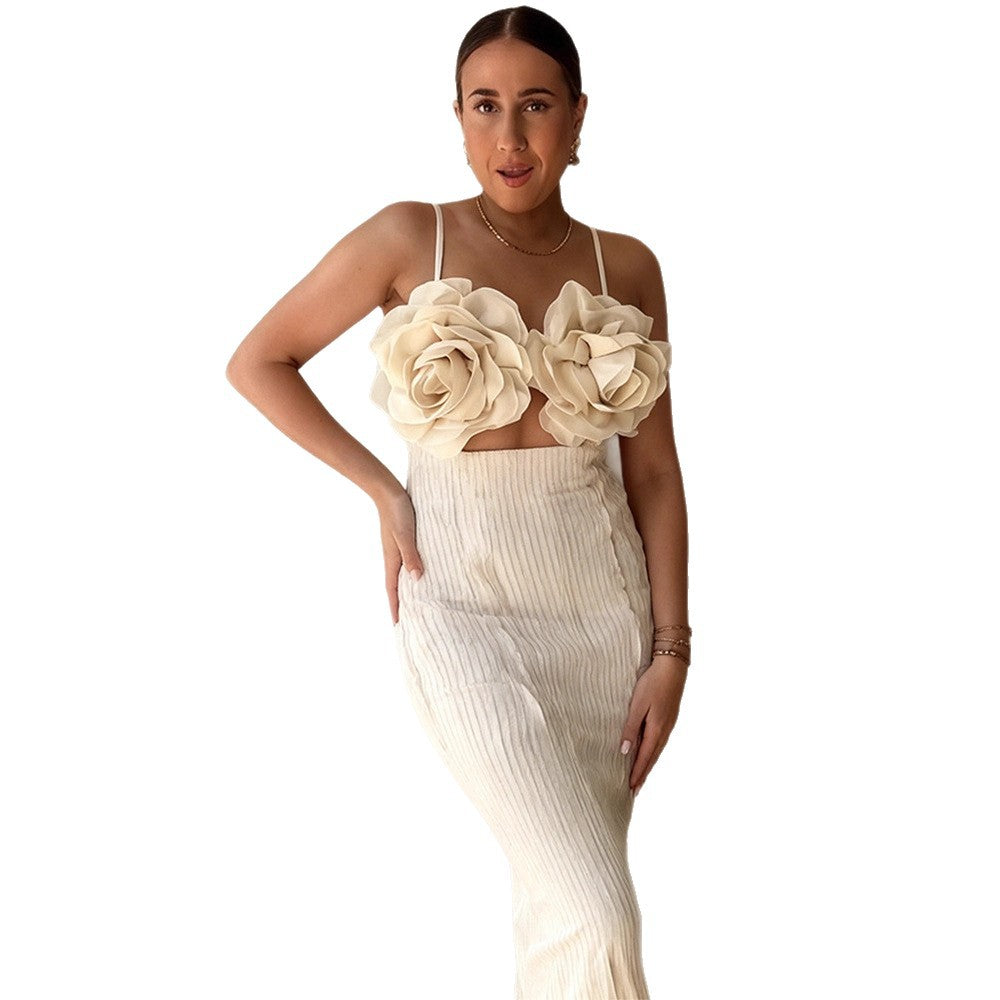 Damernas crop top med blommig 3D-blomapplikationer och elegant snitt Mirla-Eva Jonsson