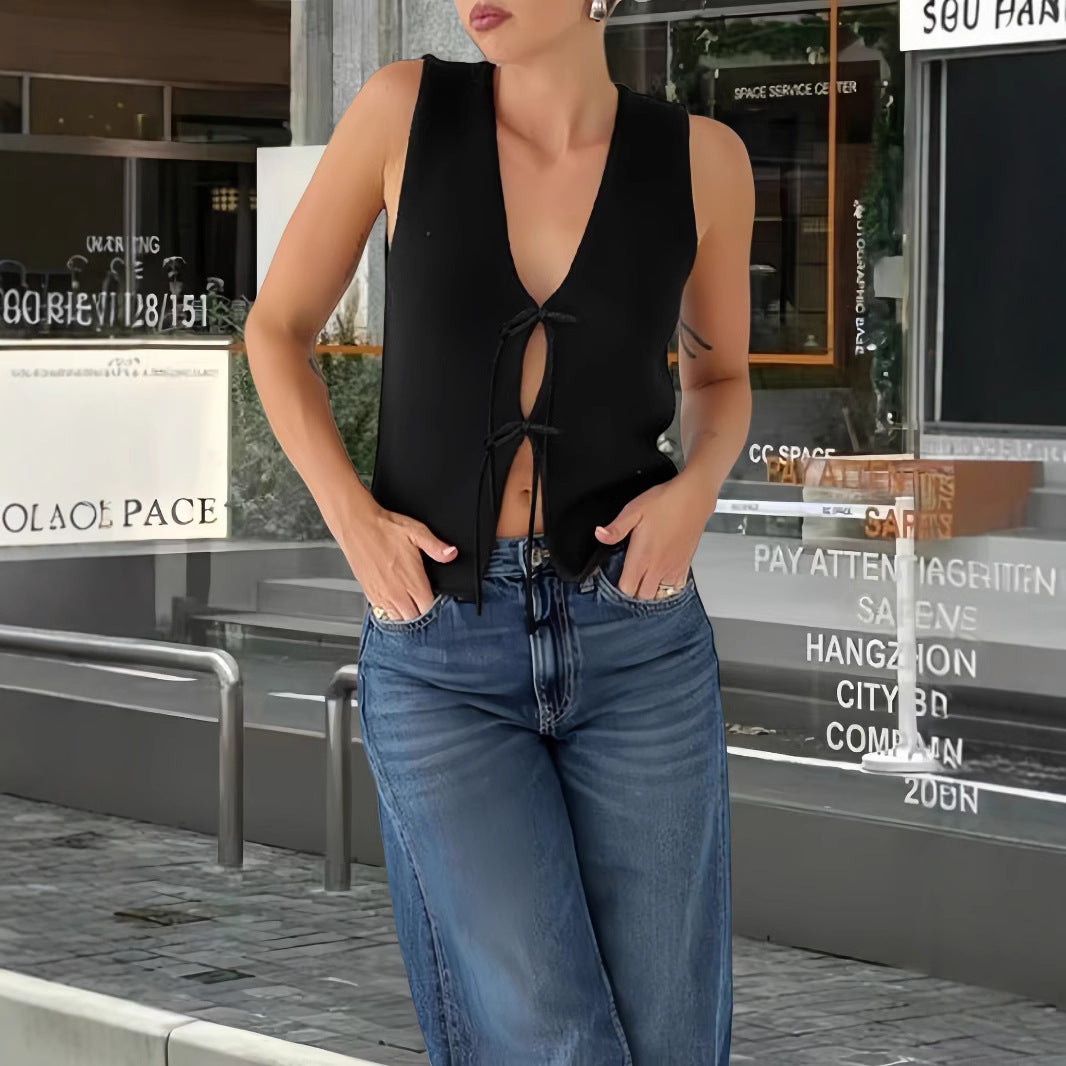 Damernas crop-top med smart snördesign Mirla-Eva Jonsson