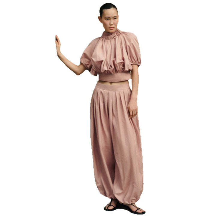 Damernas crop top med voluminösa puffärmar och midjeaccent Mirla-Eva Jonsson