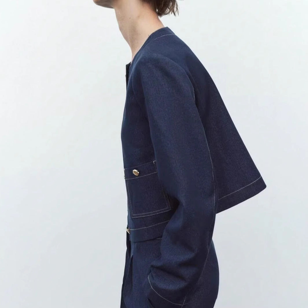 Damernas cropped jeansjacka med påsydda fickor och eleganta knapplösningar Eva Jonsson-Eva Jonsson