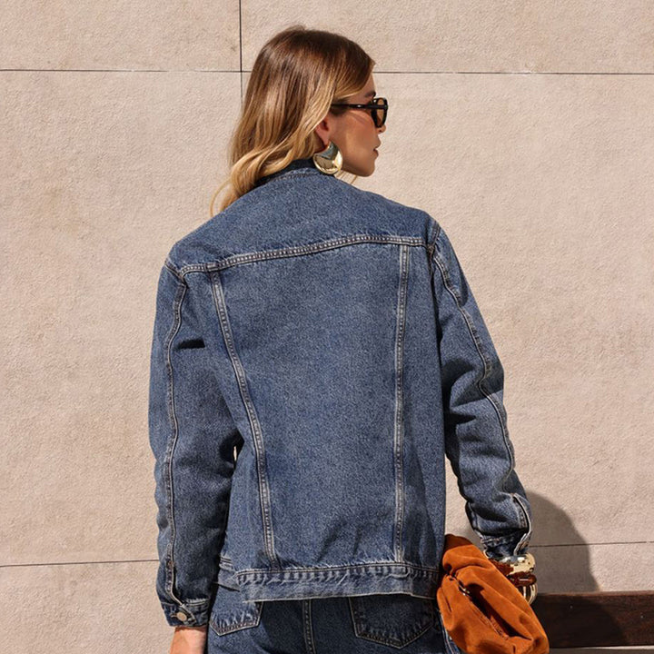 Damernas denimjacka med knappr detaljer och bröstfickor Mirla-Eva Jonsson