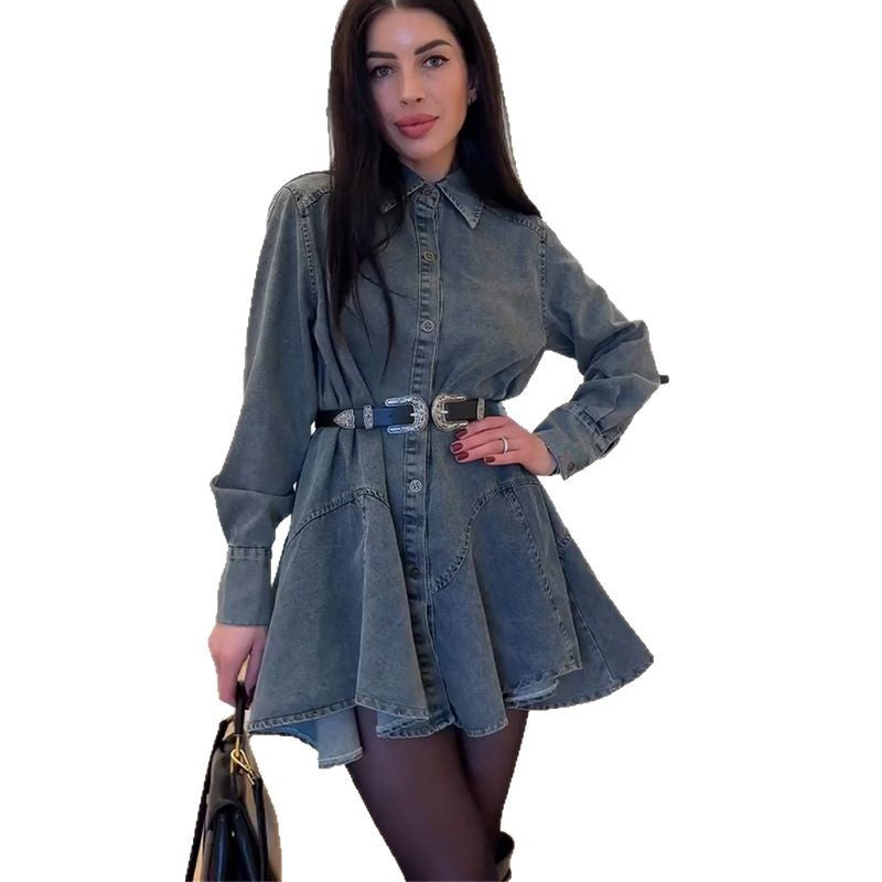 Damernas denimknäppklänning med figurformad passform och bälte Mirla-Eva Jonsson