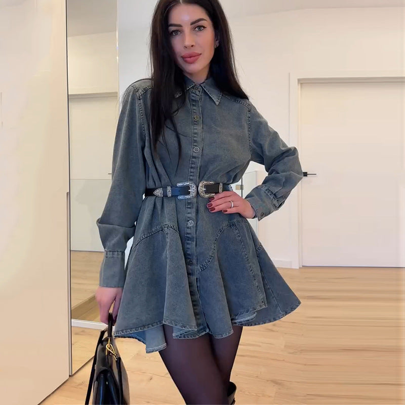 Damernas denimknäppklänning med figurformad passform och bälte Mirla-Eva Jonsson