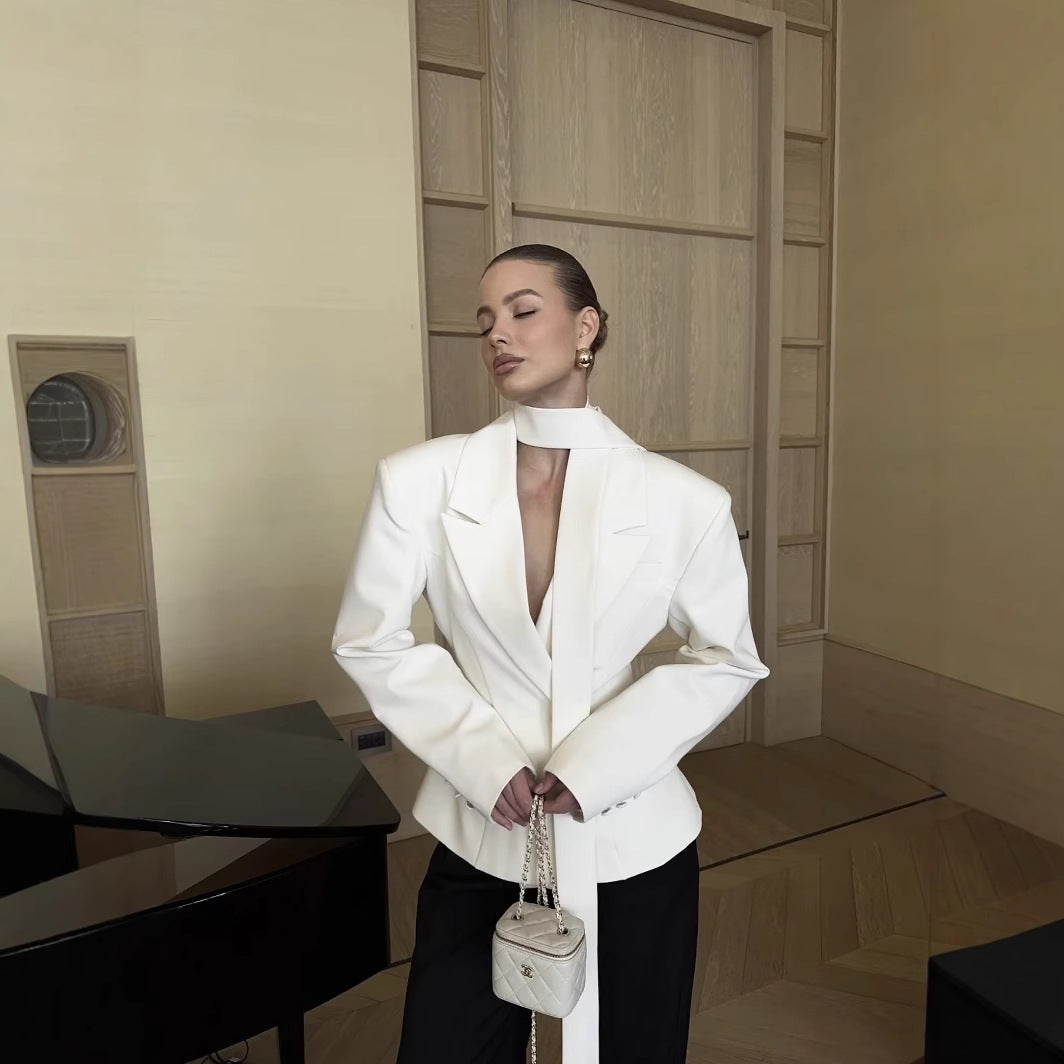 Damernas elegant sakko-blazer med avtagbar krage Mirla-Eva Jonsson