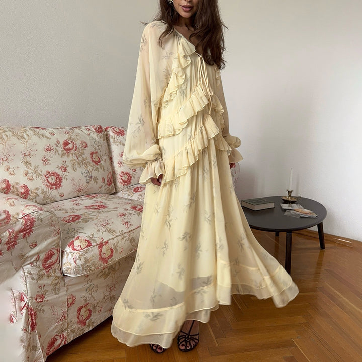 Damernas eleganta Cape-klänning Mirla-Eva Jonsson