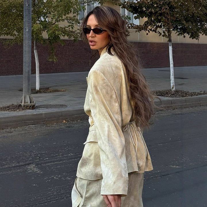Damernas eleganta blazer med figursydd snitt och smidig textur Eva Jonsson-Eva Jonsson