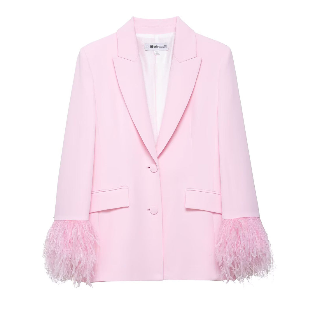 Damernas eleganta blazer med iögonfallande fjärr ärmar Mirla-Eva Jonsson