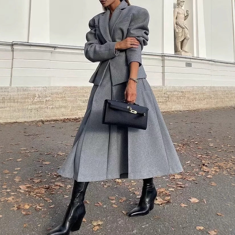 Damernas eleganta blazer- och kjolset Mirla-Eva Jonsson