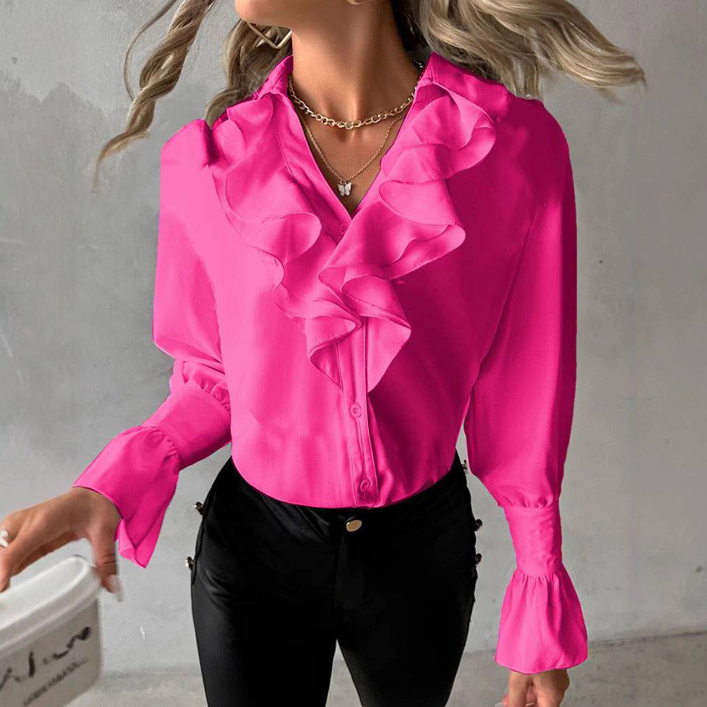 Damernas eleganta blus med voluminösa volanger Mirla-Eva Jonsson