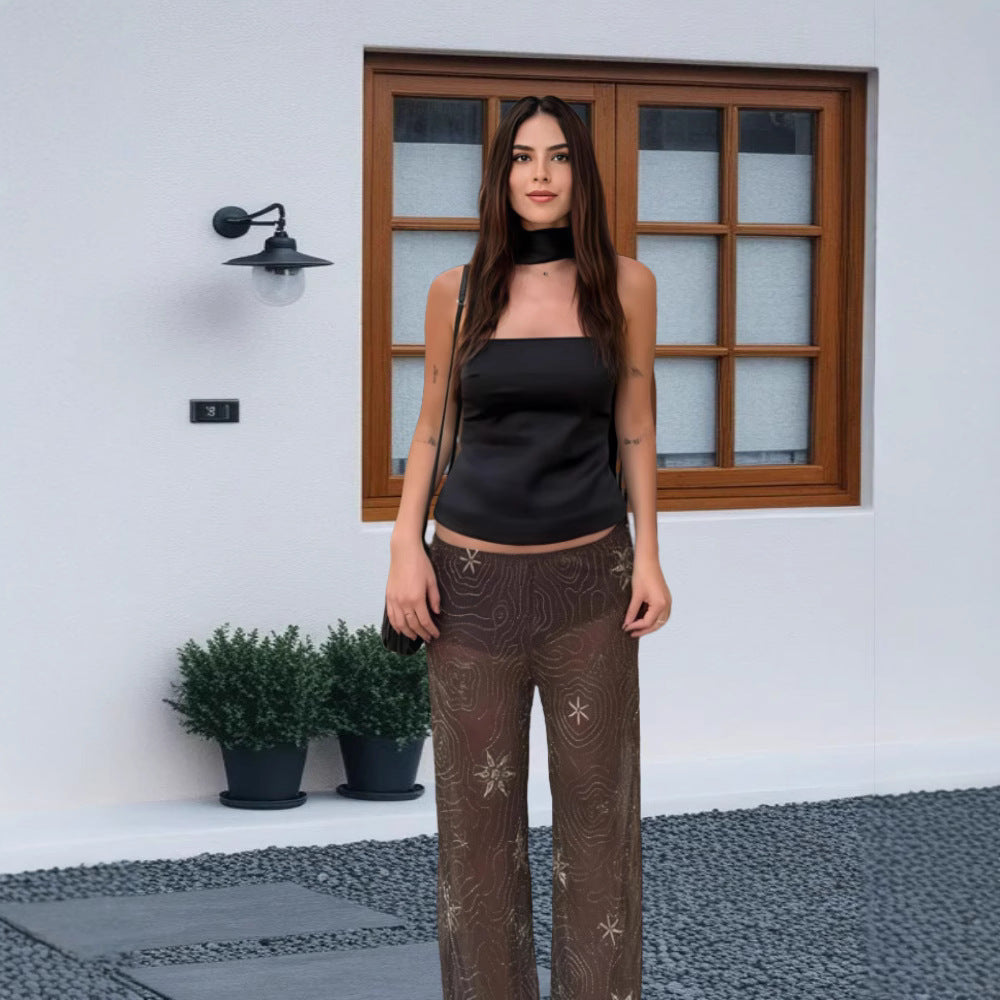 Damernas eleganta cropped-top med choker-detalj och avslappnad silhuett Eva Jonsson-Eva Jonsson