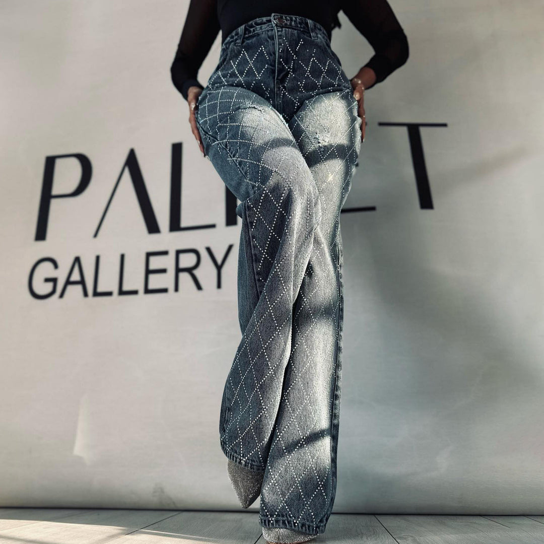Damernas eleganta högmidjade bootcut-jeans med glittrande strass Mirla-Eva Jonsson