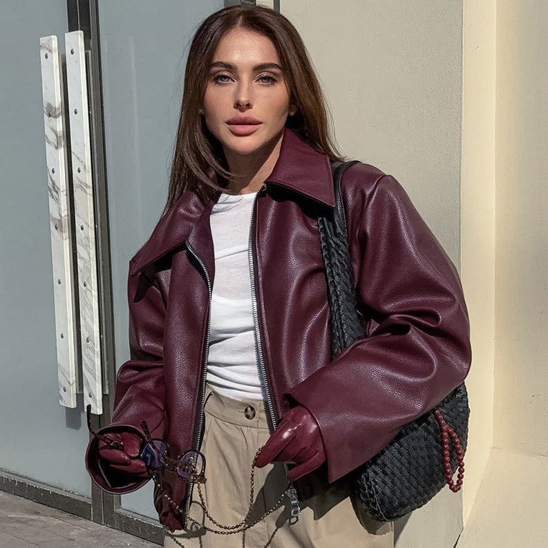 Damernas eleganta konstläderjacka med oversized skärning Mirla-Eva Jonsson