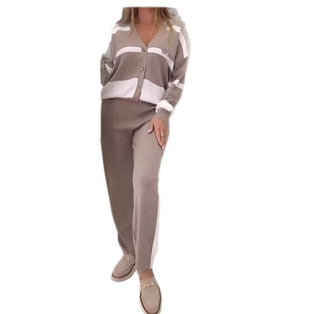 Damernas eleganta lounge set med knappframsida och randiga detaljer Mirla-Eva Jonsson