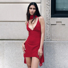 Damernas eleganta miniklänning med fördelaktig V-ringning och flödande tyg Eva Jonsson-Eva Jonsson