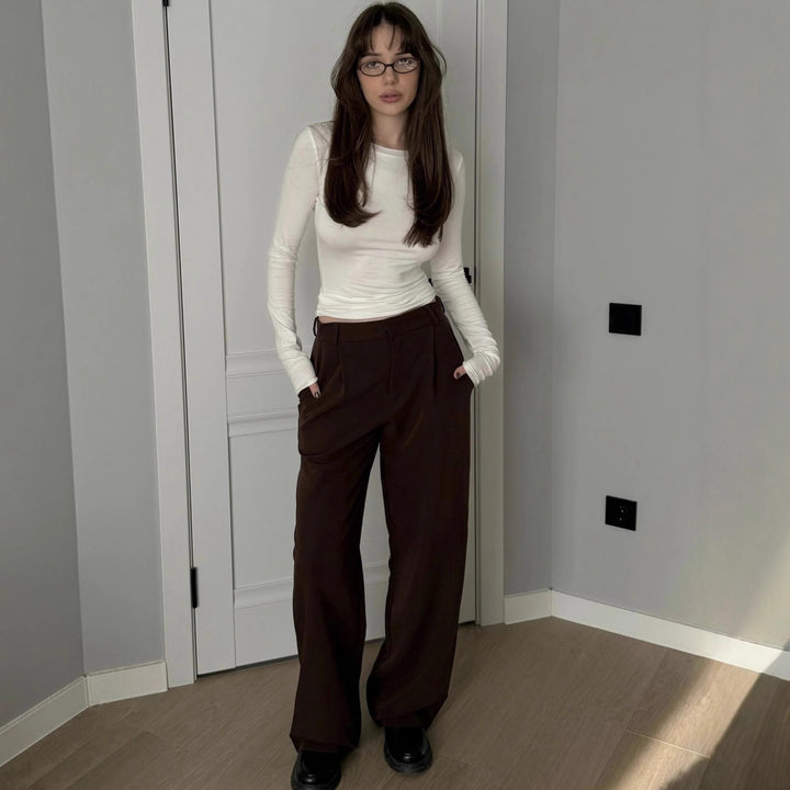 Damernas eleganta och bekväma chinos Mirla-Eva Jonsson
