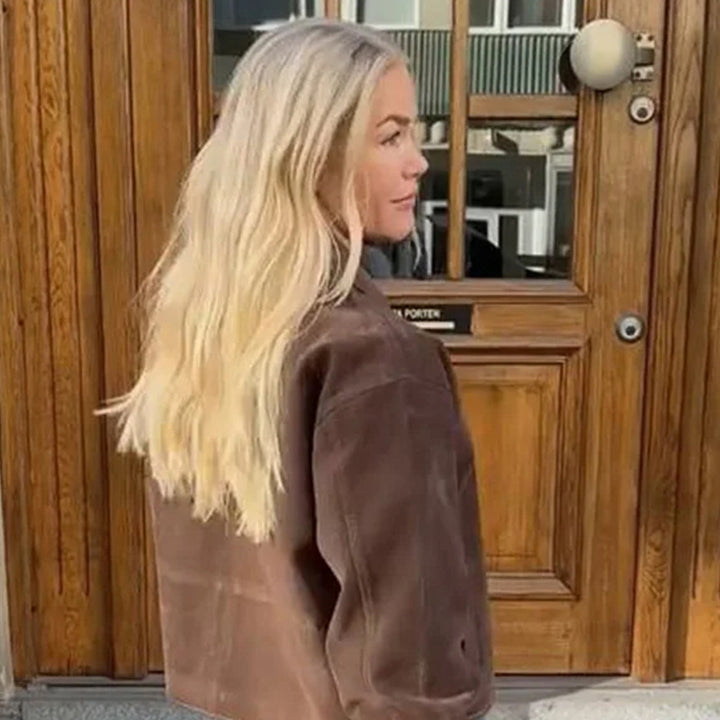 Damernas eleganta och bekväma mockajacka Mirla-Eva Jonsson