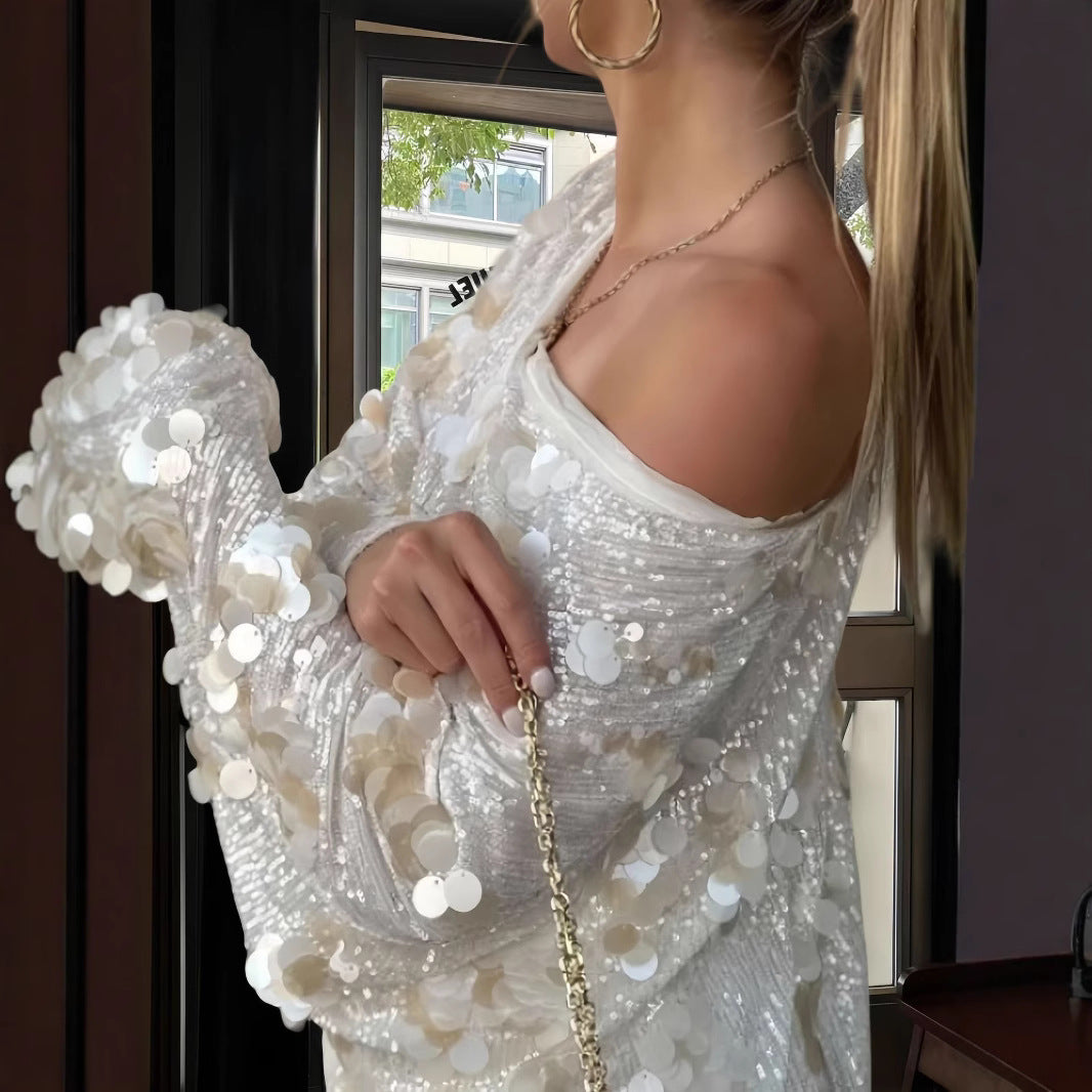 Damernas eleganta och glittrande sidenblus Mirla-Eva Jonsson