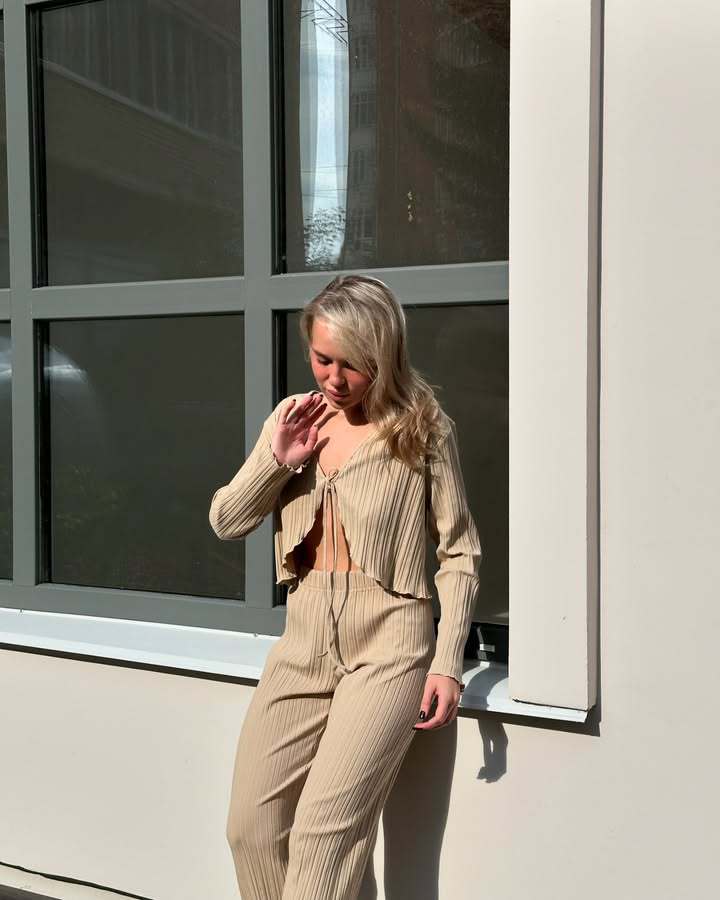 Damernas eleganta och luftiga lounge-set Eva Jonsson-Eva Jonsson