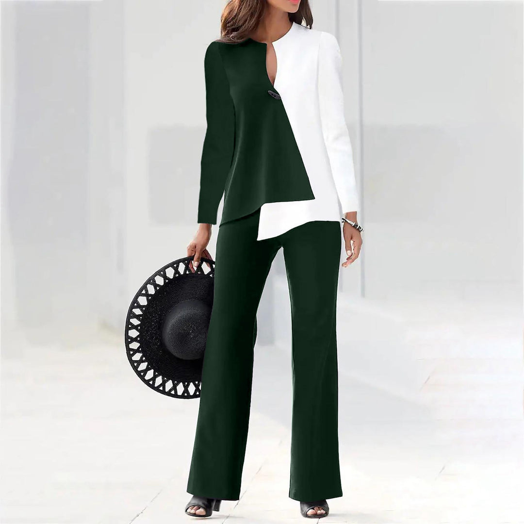 Damernas eleganta och moderna kostymset med asymmetrisk design Mirla-Eva Jonsson