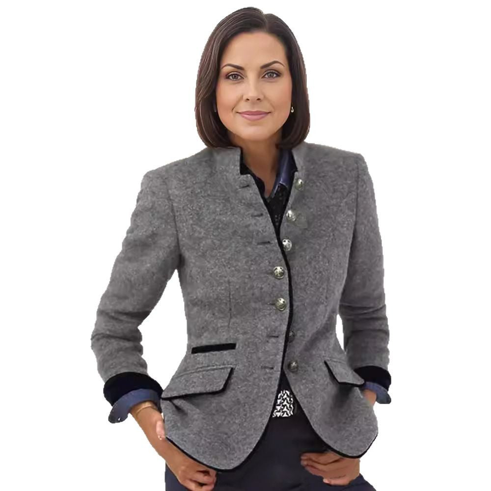 Damernas eleganta och moderna ulljacka Mirla-Eva Jonsson