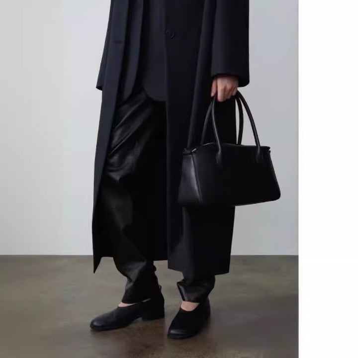 Damernas eleganta oversized kappa Mirla-Eva Jonsson