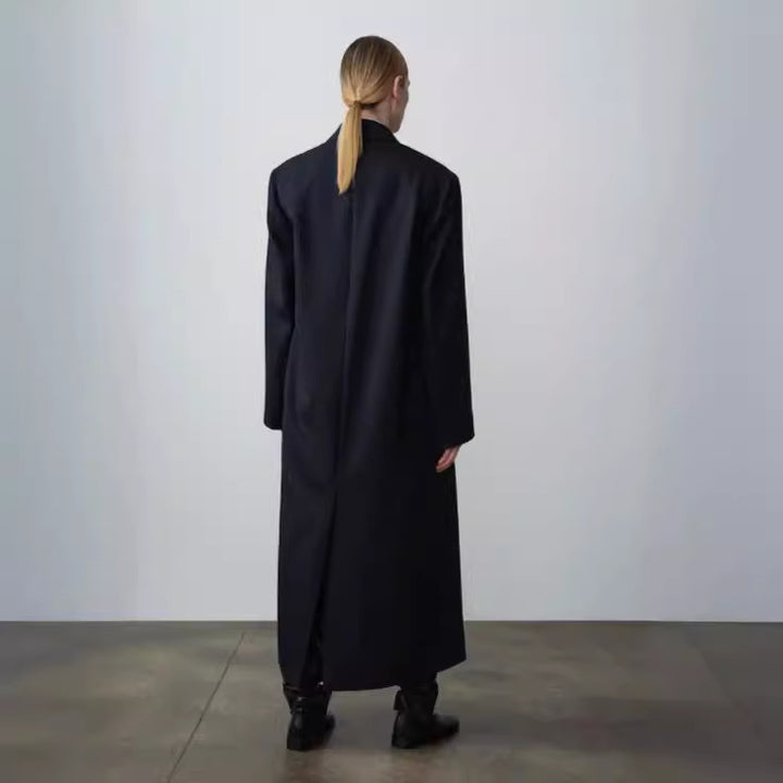 Damernas eleganta oversized kappa Mirla-Eva Jonsson