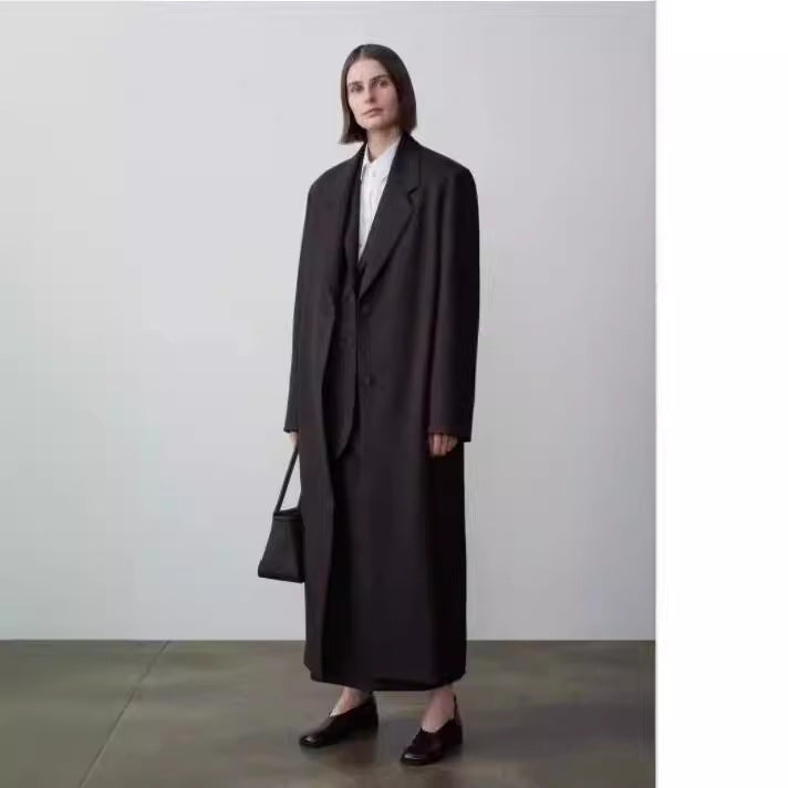 Damernas eleganta oversized kappa Mirla-Eva Jonsson
