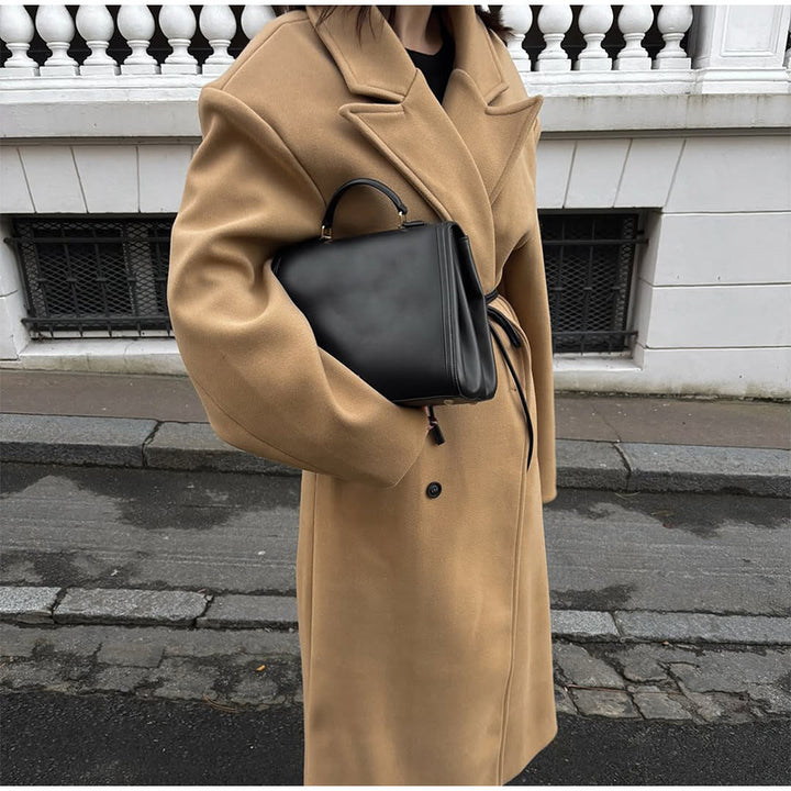 Damernas eleganta oversized trenchcoat Mirla-Eva Jonsson