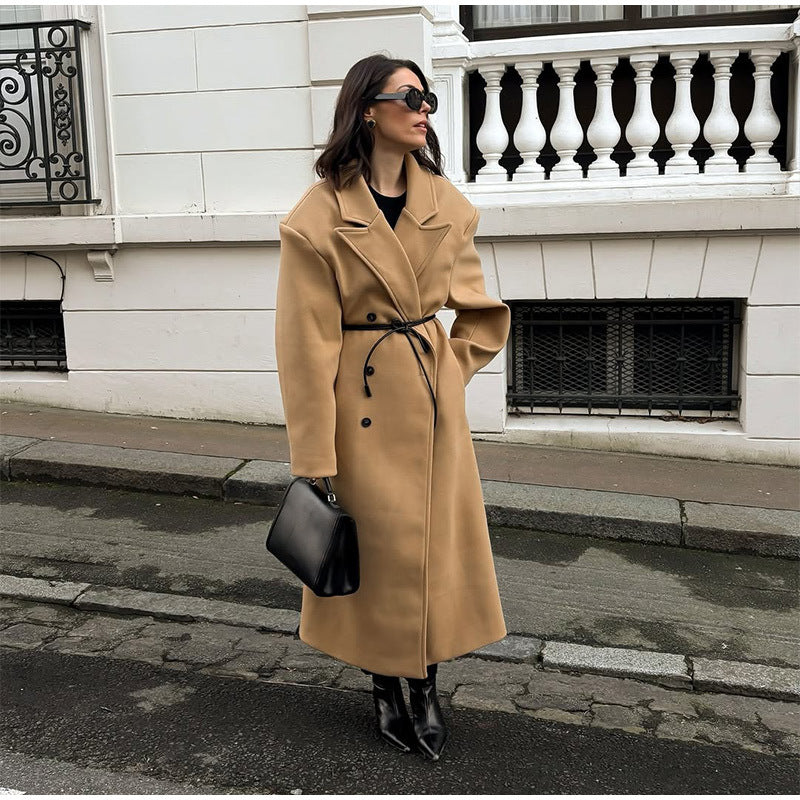 Damernas eleganta oversized trenchcoat Mirla-Eva Jonsson