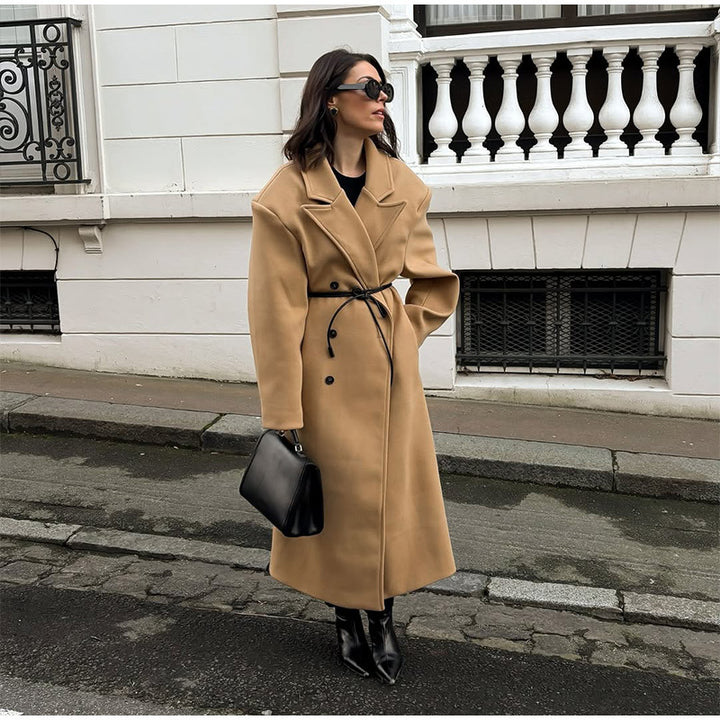 Damernas eleganta oversized trenchcoat Mirla-Eva Jonsson
