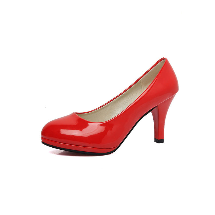 Damernas eleganta pumps med svängt klack och bekväm innersula Mirla-Eva Jonsson