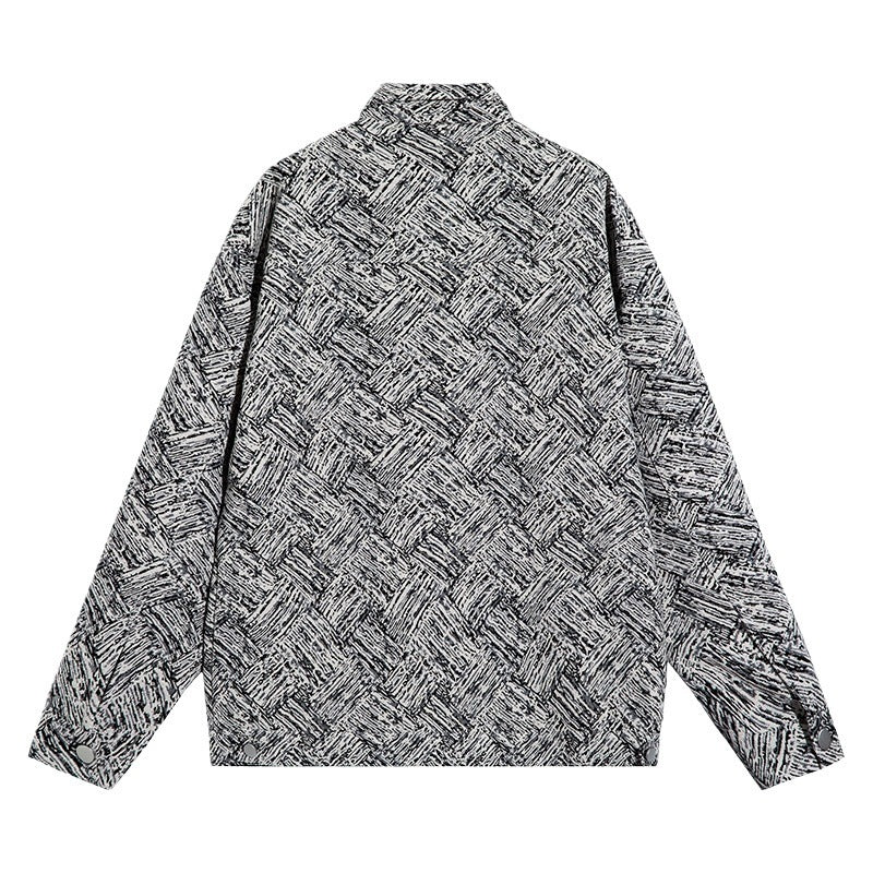 Damernas eleganta quiltade jacka med modernt design Mirla-Eva Jonsson
