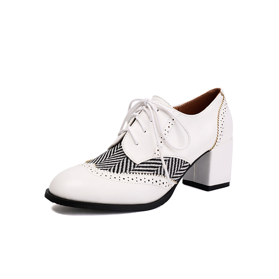 Damernas eleganta snörskor med stiligt rutig mönster Mirla-Eva Jonsson
